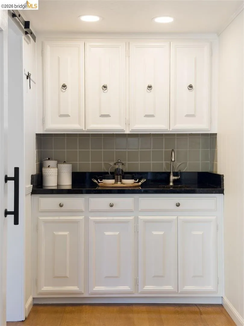 1235 Larch Ave Moraga, CA 94556