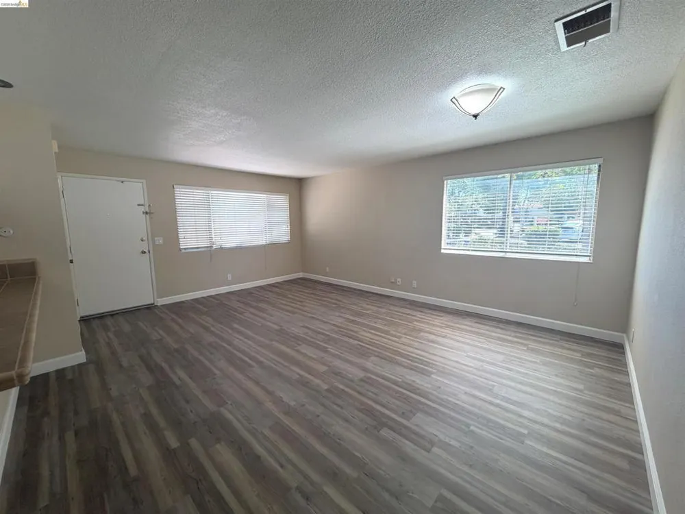 1900 San Jose Dr Antioch, CA 94509