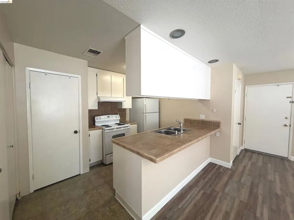 1900 San Jose Dr Antioch, CA 94509