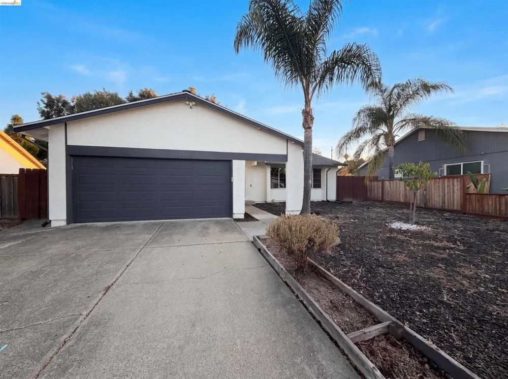 112 Aster Ct Hercules, CA 94547