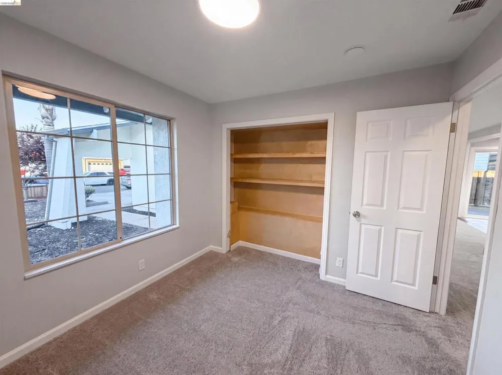 112 Aster Ct Hercules, CA 94547