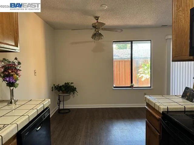 6254 Joaquin Murieta Ave #I Newark, CA 94560