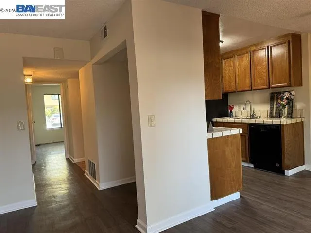 6254 Joaquin Murieta Ave #I Newark, CA 94560