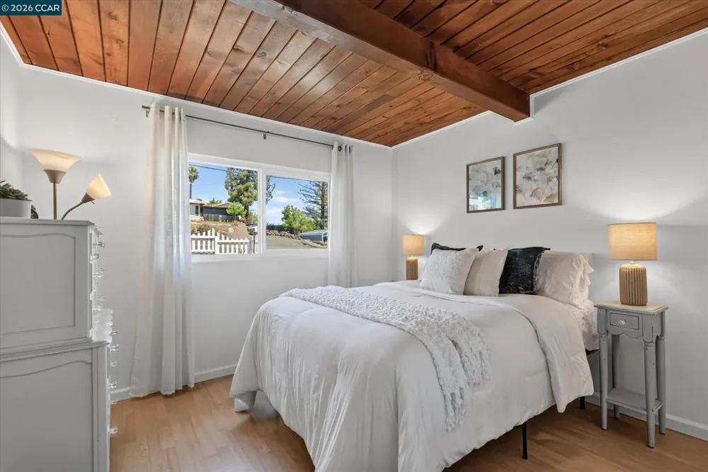 12 Morello Heights Dr Martinez, CA 94553