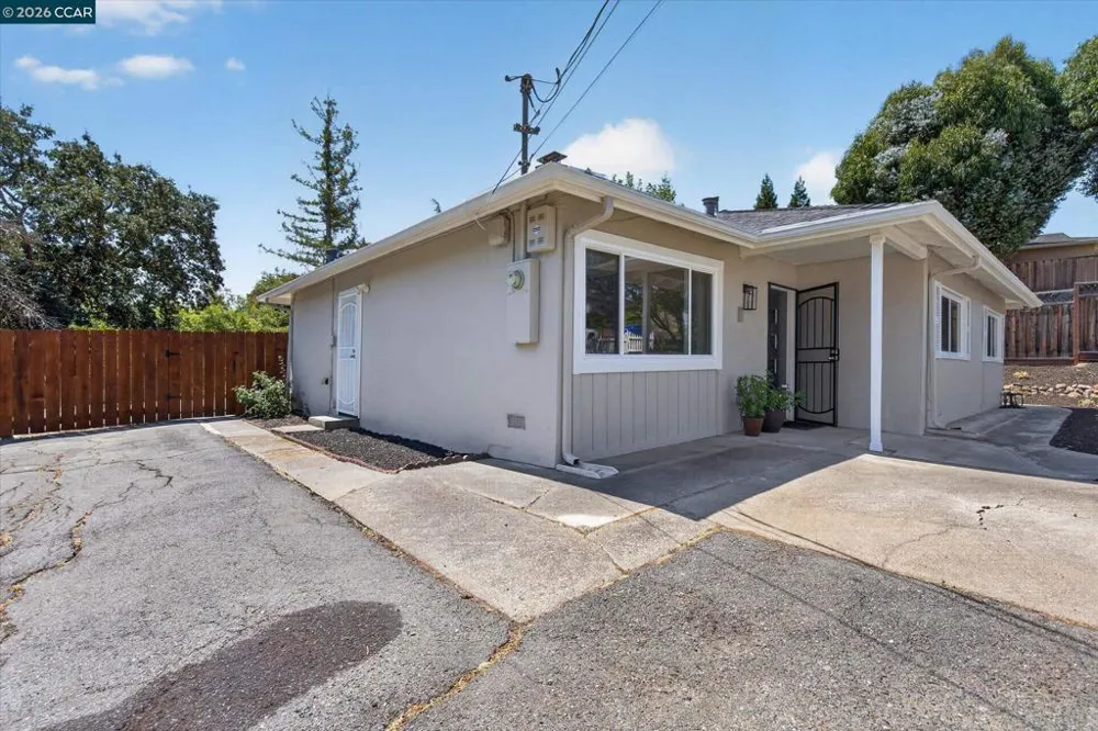 12 Morello Heights Dr Martinez, CA 94553
