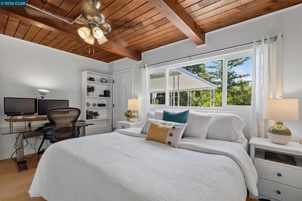 12 Morello Heights Dr Martinez, CA 94553