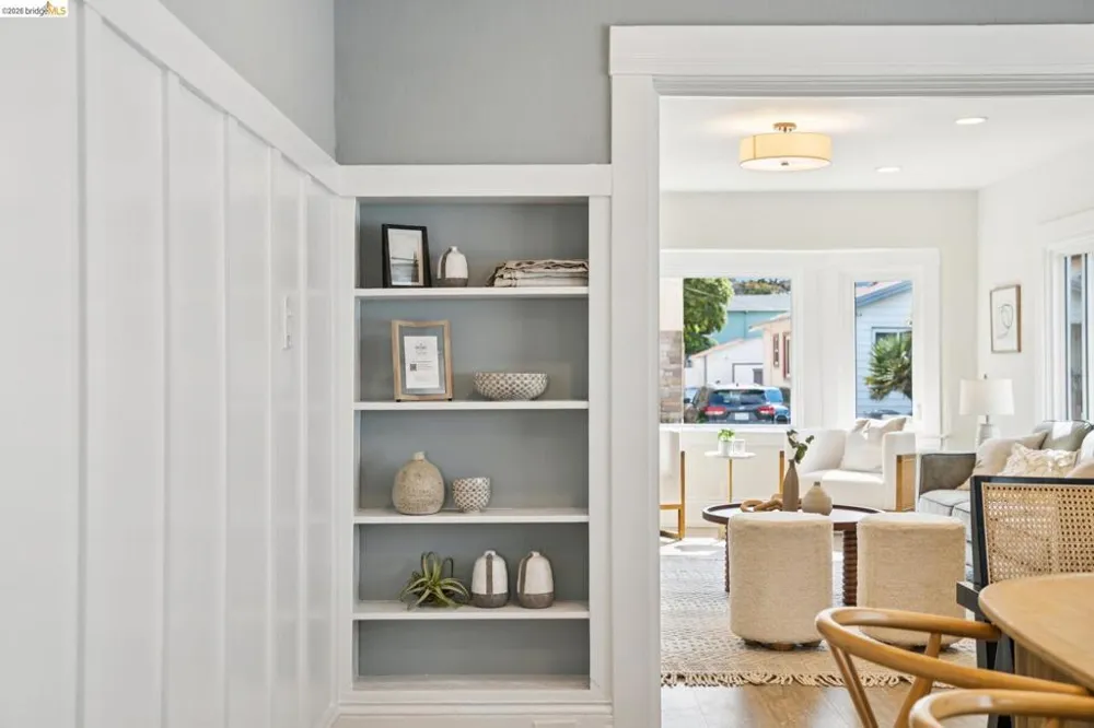 2726 Wallace St Berkeley, CA 94702
