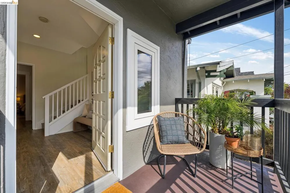 2726 Wallace St Berkeley, CA 94702