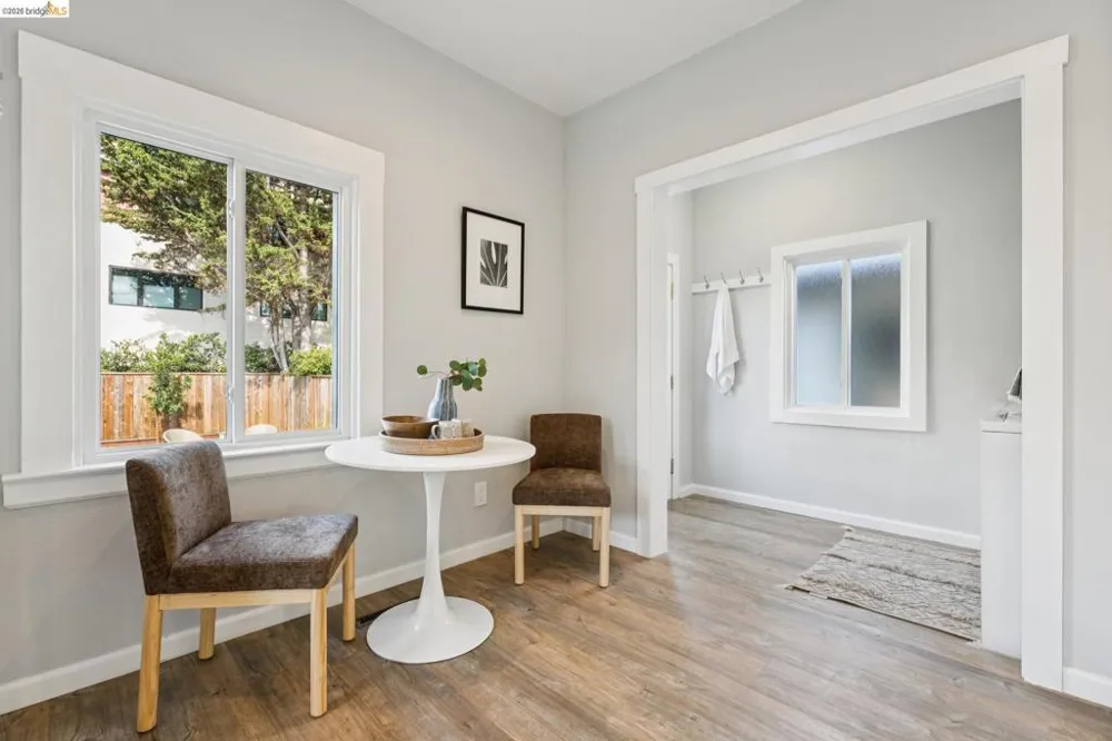 2726 Wallace St Berkeley, CA 94702