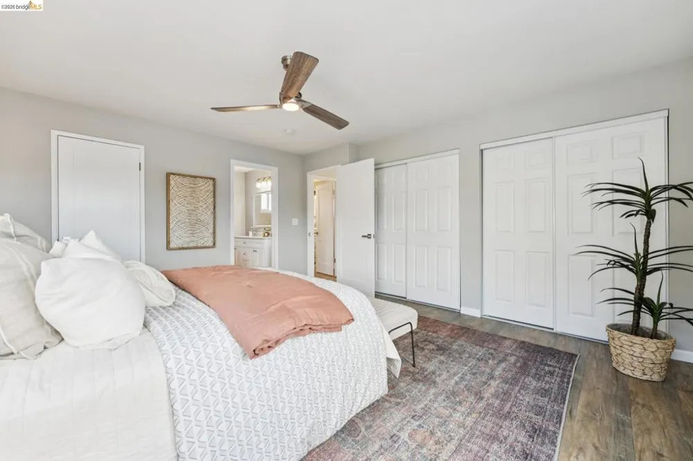2726 Wallace St Berkeley, CA 94702