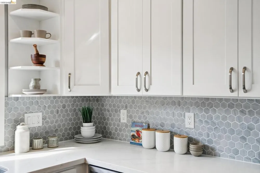 2726 Wallace St Berkeley, CA 94702