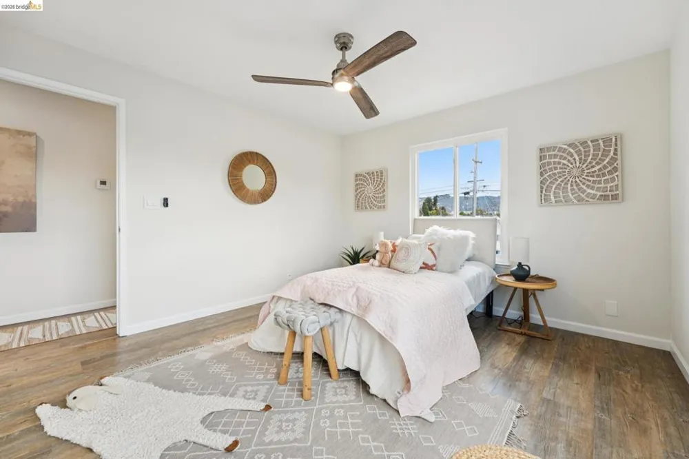 2726 Wallace St Berkeley, CA 94702