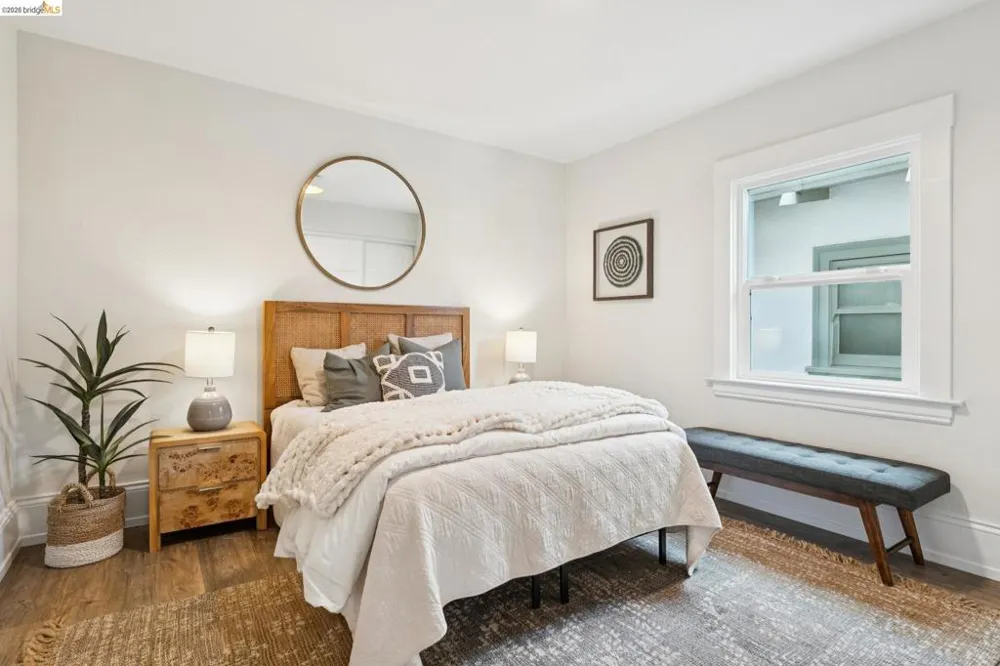 2726 Wallace St Berkeley, CA 94702