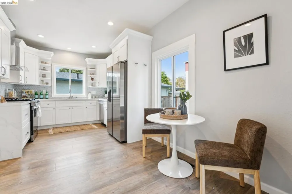 2726 Wallace St Berkeley, CA 94702