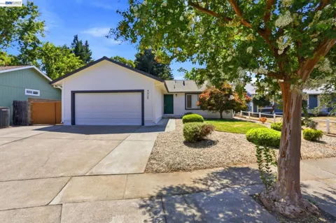 4429 Summerfield Dr