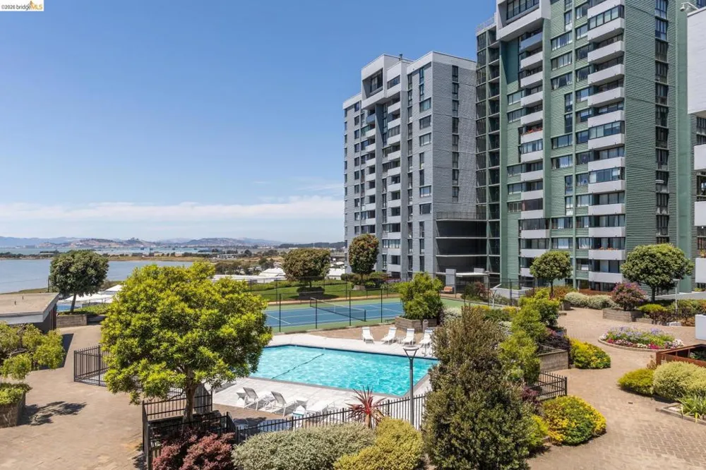 555 Pierce St #1125 Albany, CA 94706