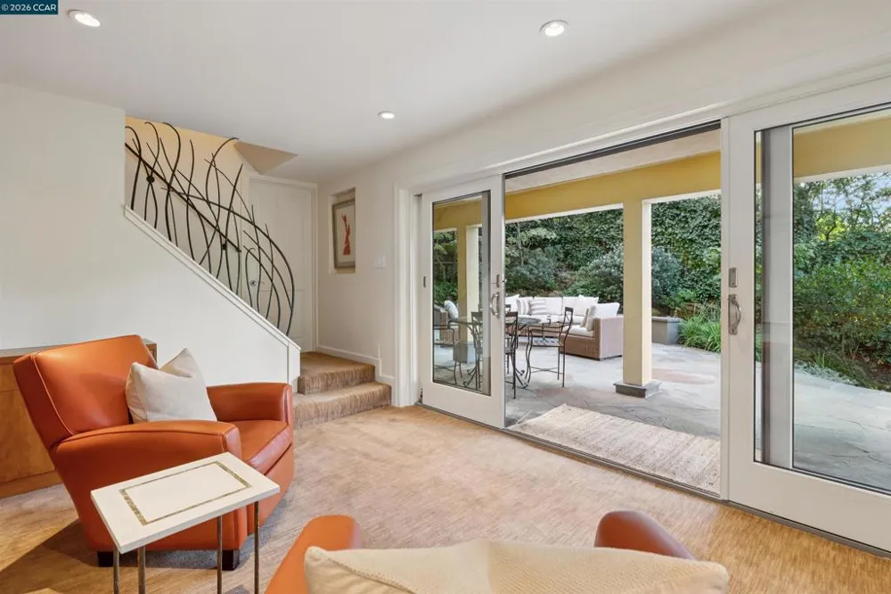 124 CAMINO SOBRANTE Orinda, CA 94563