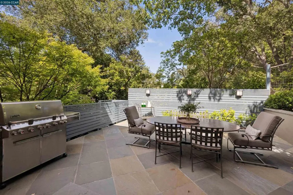 124 CAMINO SOBRANTE Orinda, CA 94563