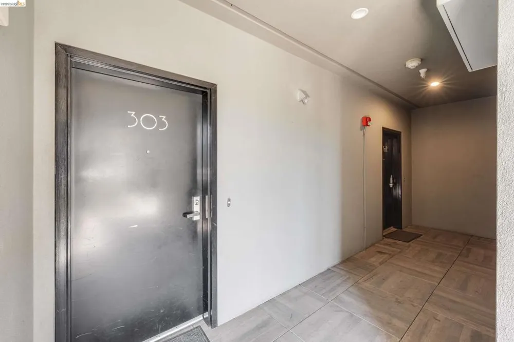 2628 Telegraph Ave #303 Berkeley, CA 94704