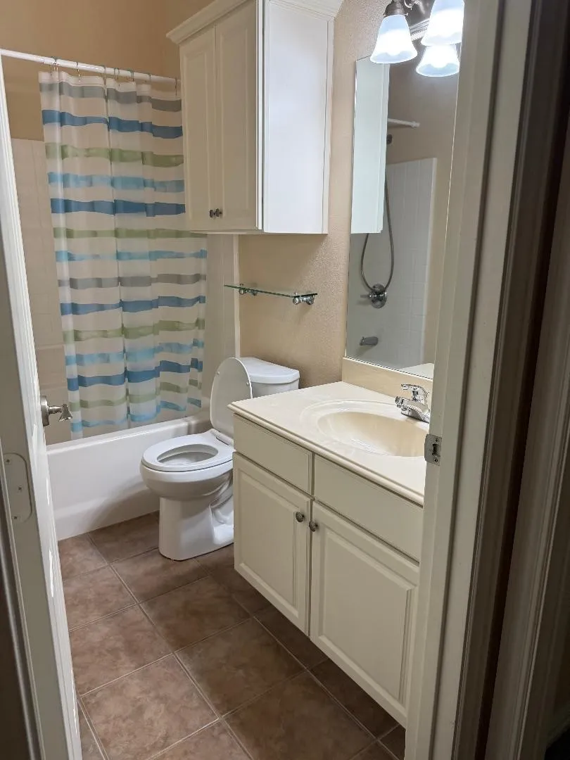 1010 Dawn Court Granbury, TX 76048