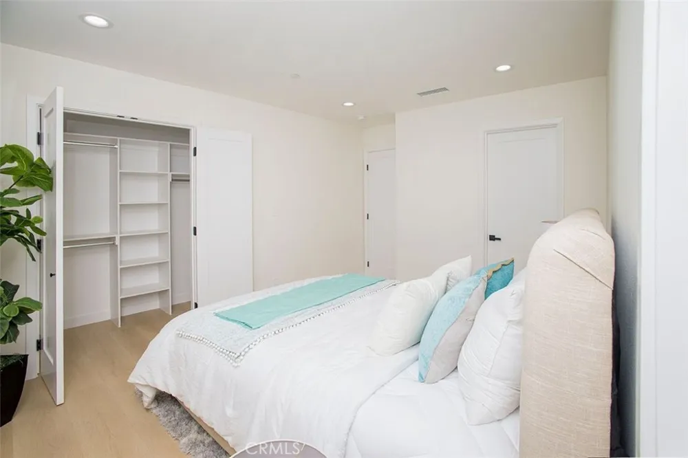 1025 La Cadena Avenue #B Arcadia, CA 91007