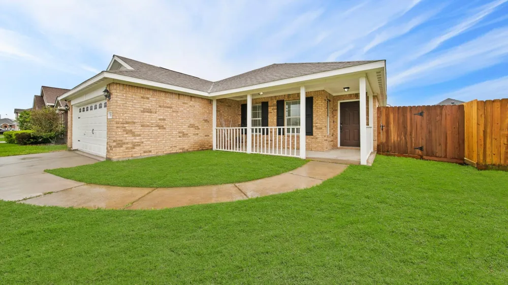 15218 Arnold Cove, TX 77523