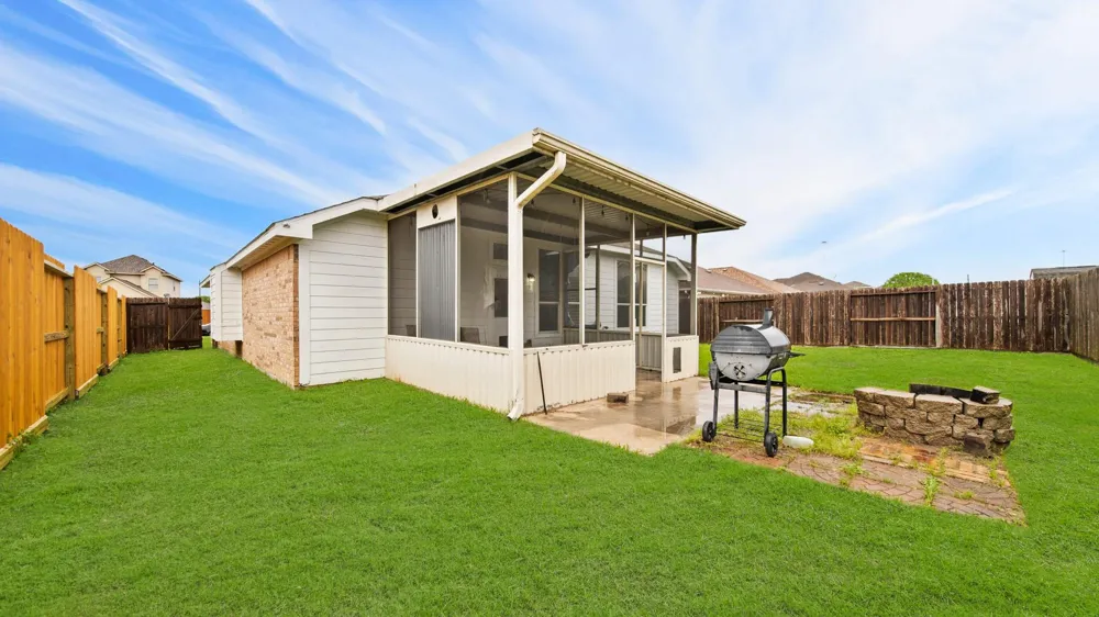 15218 Arnold Cove, TX 77523