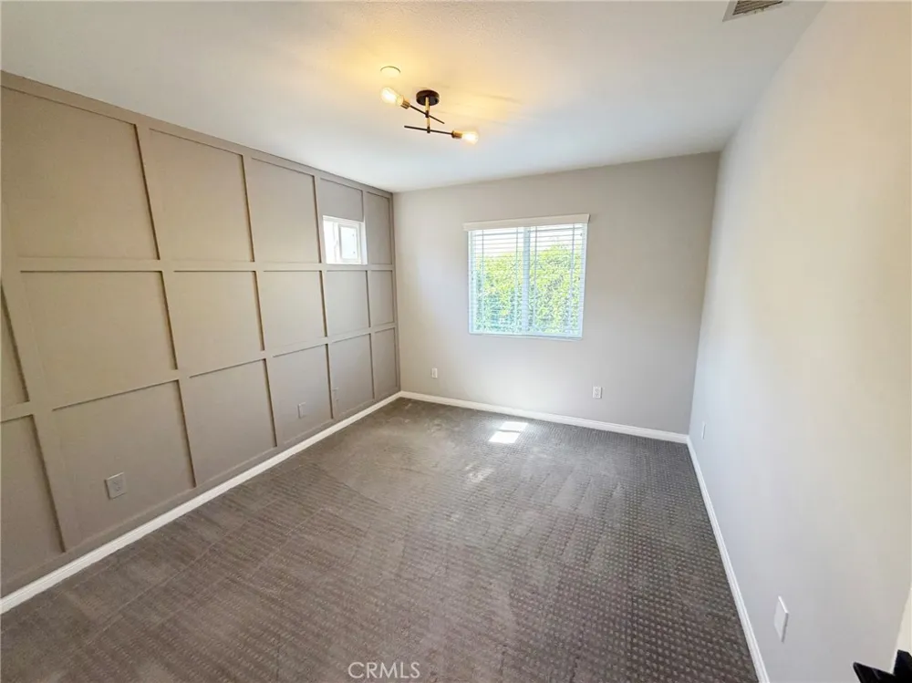 1124 S Mayflower Monrovia, CA 91016