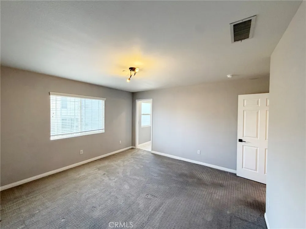 1124 S Mayflower Monrovia, CA 91016