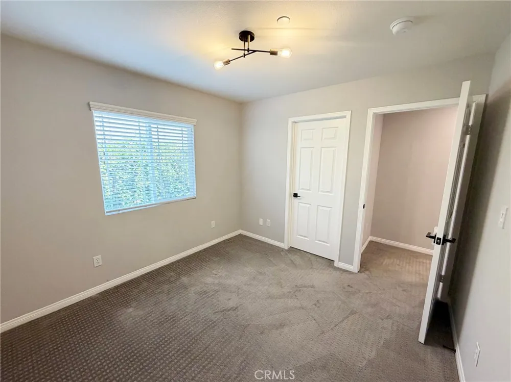 1124 S Mayflower Monrovia, CA 91016