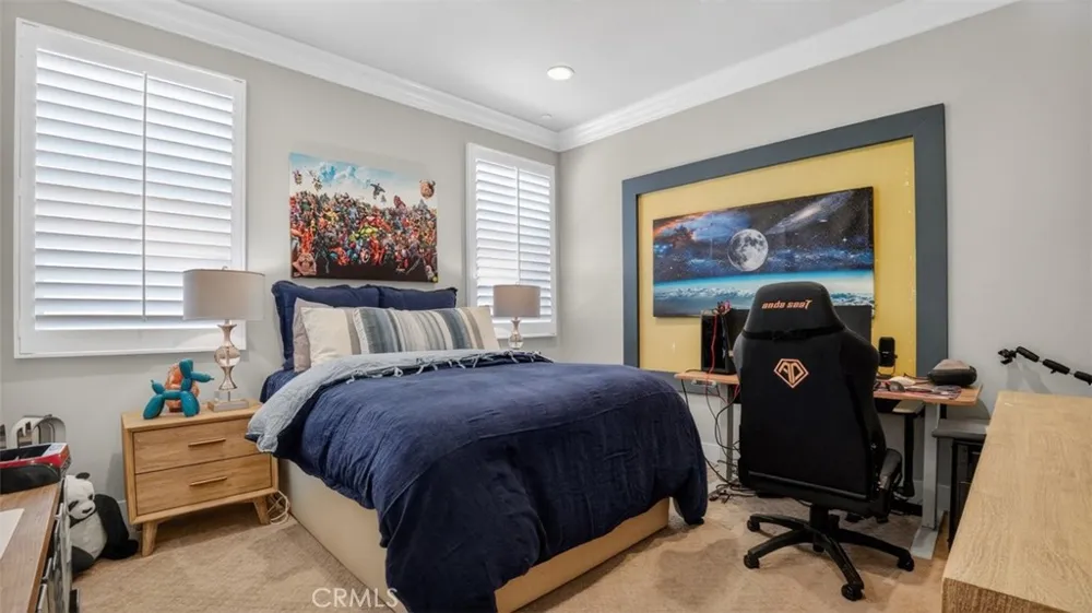18601 Juniper Springs Canyon Country, CA 91387