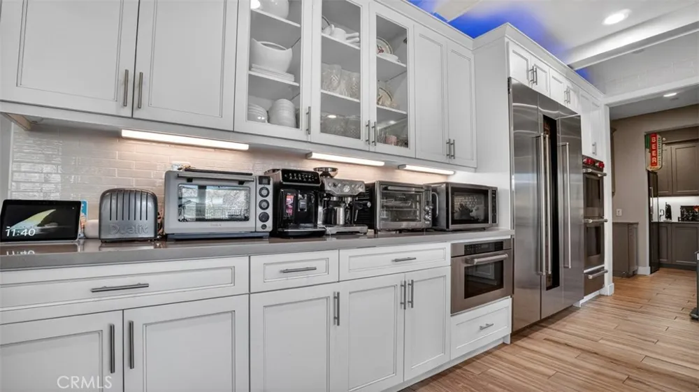 18601 Juniper Springs Canyon Country, CA 91387