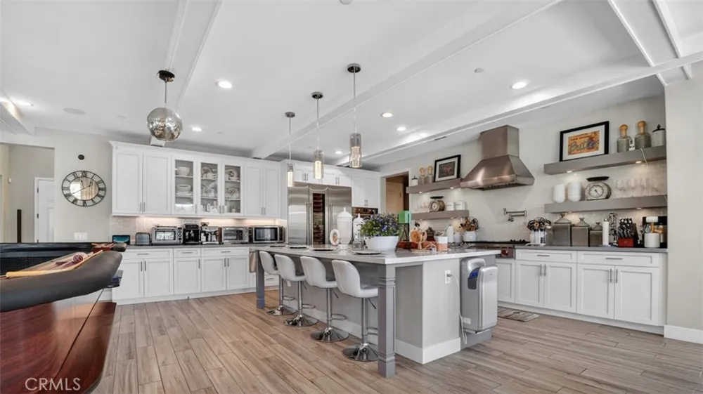 18601 Juniper Springs Canyon Country, CA 91387