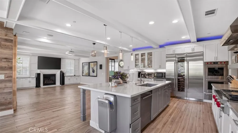 18601 Juniper Springs Canyon Country, CA 91387
