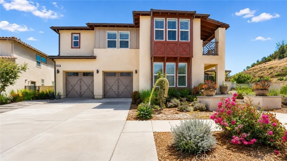 18601 Juniper Springs Canyon Country, CA 91387