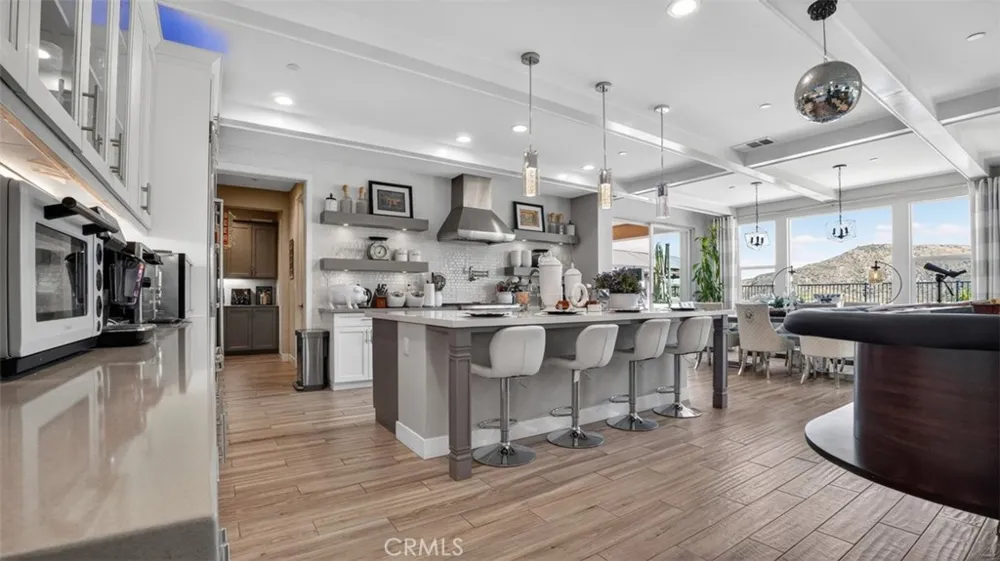 18601 Juniper Springs Canyon Country, CA 91387