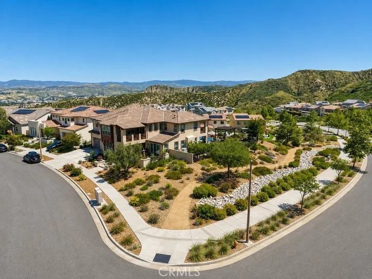 18601 Juniper Springs Canyon Country, CA 91387