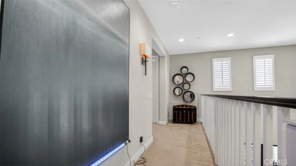 18601 Juniper Springs Canyon Country, CA 91387