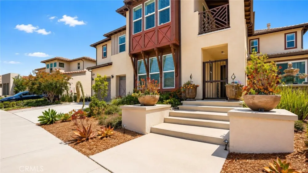 18601 Juniper Springs Canyon Country, CA 91387