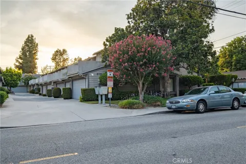 615 Monterey #E