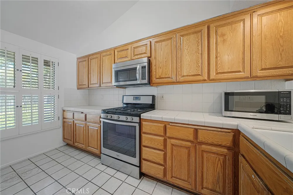 1797 Aspen Village Way West Covina, CA 91791