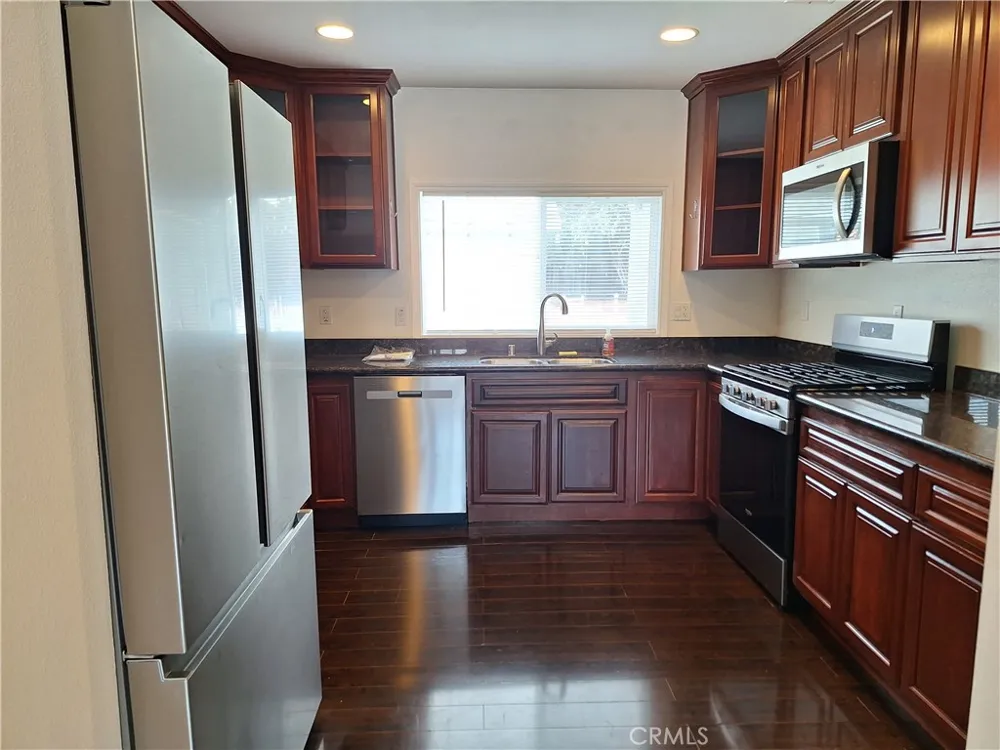 2541 Gardi Duarte, CA 91010
