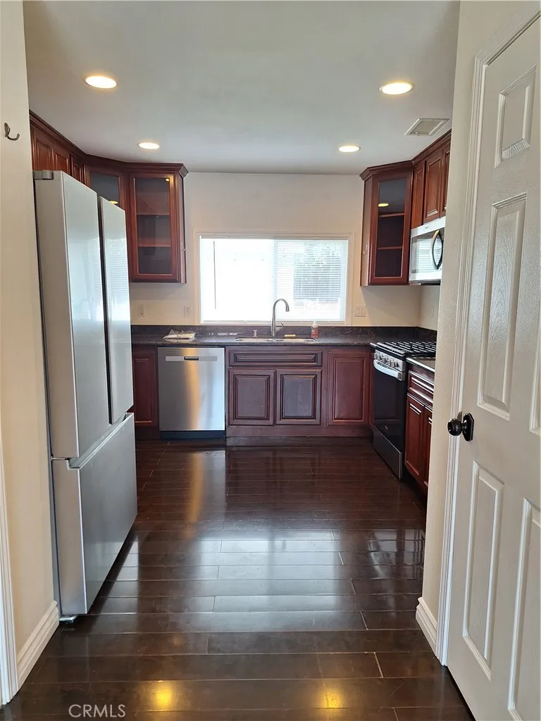 2541 Gardi Duarte, CA 91010
