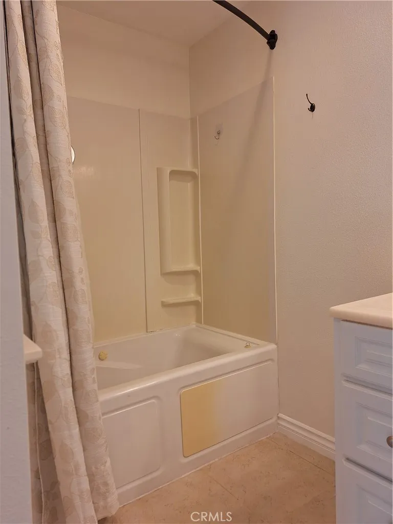 2541 Gardi Duarte, CA 91010