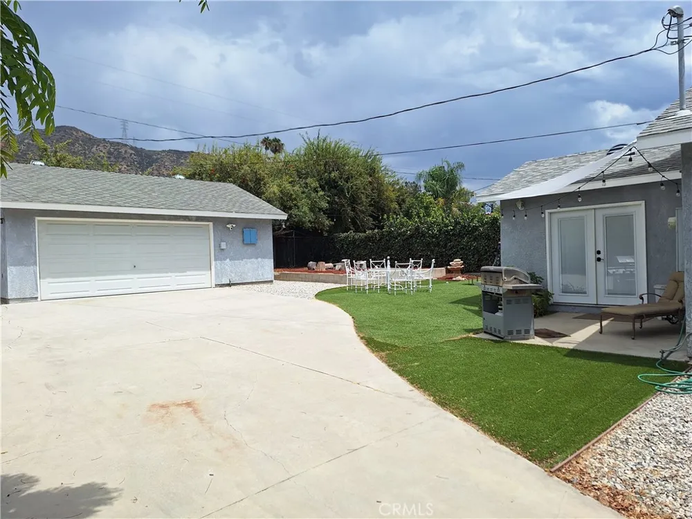 2541 Gardi Duarte, CA 91010