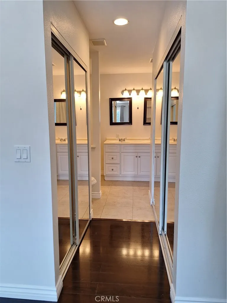 2541 Gardi Duarte, CA 91010