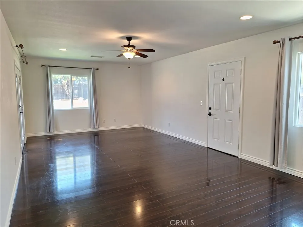 2541 Gardi Duarte, CA 91010