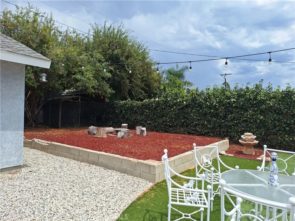 2541 Gardi Duarte, CA 91010