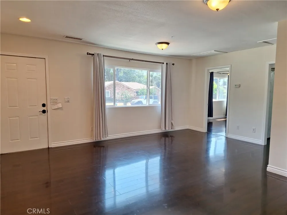 2541 Gardi Duarte, CA 91010