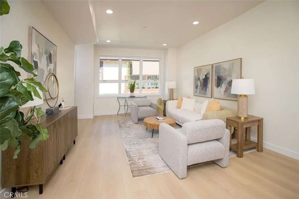 1025 La Cadena Avenue #C Arcadia, CA 91007
